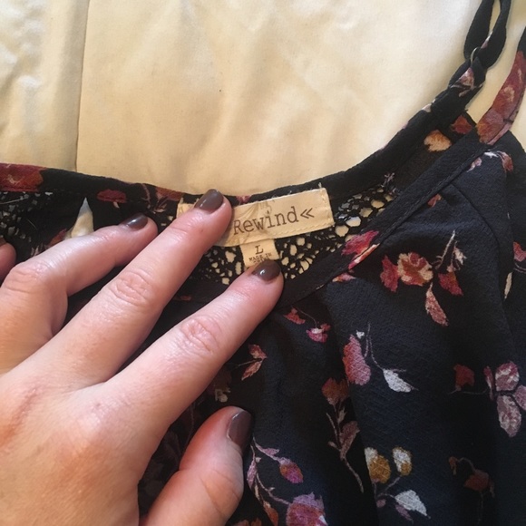 Super cute boho top - Picture 7 of 8